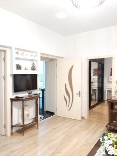 Apartamento Newly Renovated House