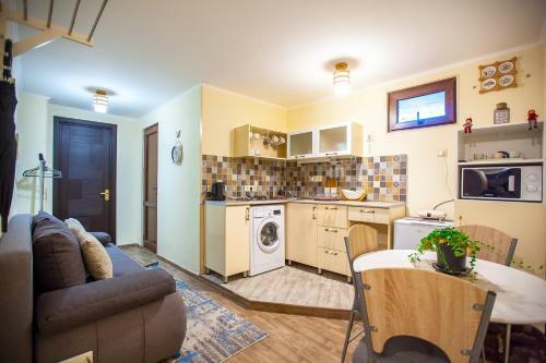 Apartments Beautiful Tbilisi On L.meskhishvili Turn 1