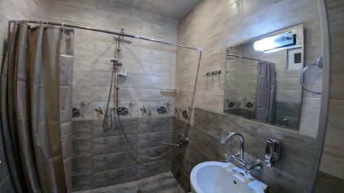 L&s Apartment At Old Tbilisi