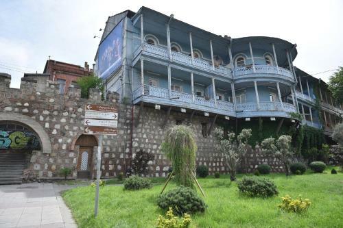 Hostal Emily Guest House