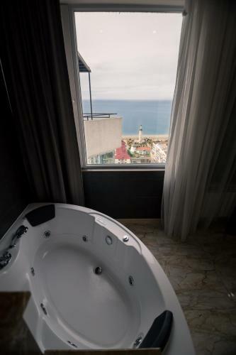 Sea Breeze Apartments