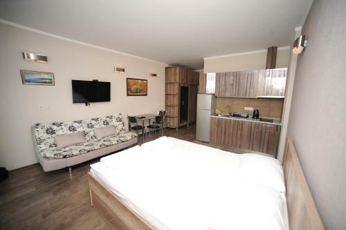 Orbi Sea Tower Apartment