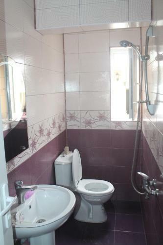 Hostal Rudi Guest House
