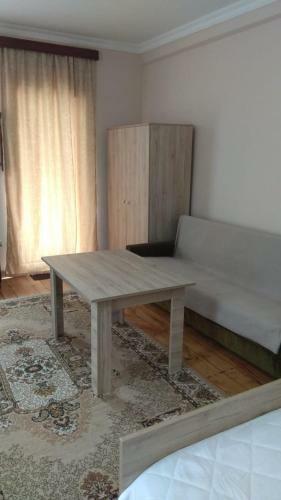 Iren Apartment
