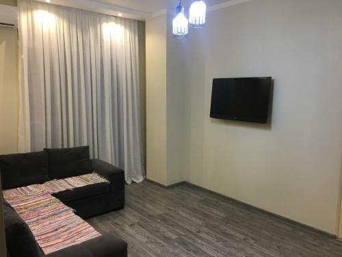 Apartment On Khimshiashvili 11a
