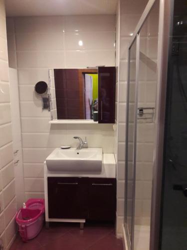 Apartment On Kobaladze Str 2