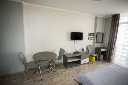 Stone Apartment Khimshiashvili 15b