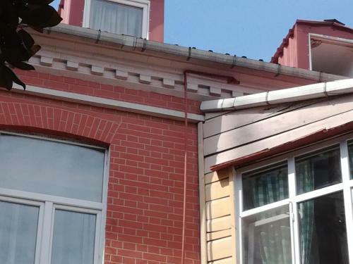 Apartment On Baratashvili Street