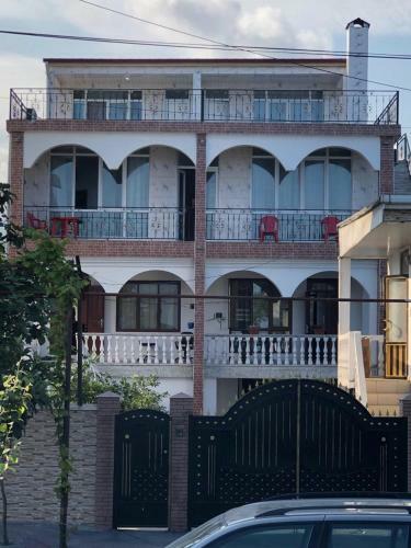 Bed & Breakfast Merab House