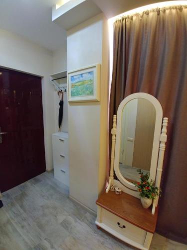 Asmati Apartment 2
