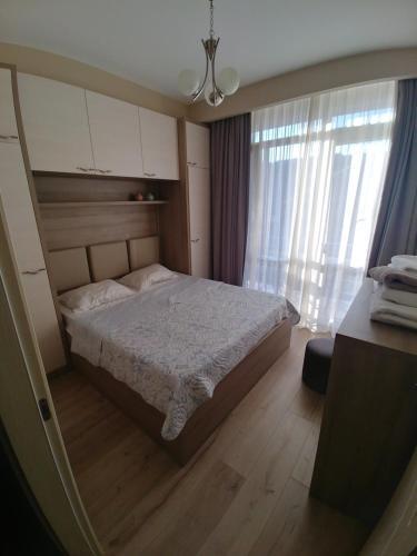 Asmati Apartment 2