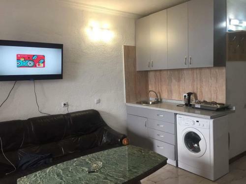 Apartamenti V Batumi Celazzer