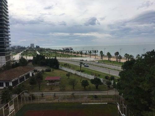 Apartamenti V Batumi Celazzer