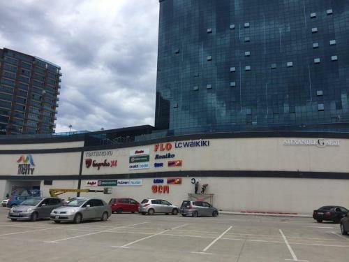 Apartamenti V Batumi Celazzer