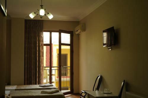 Hotel Batumi Home