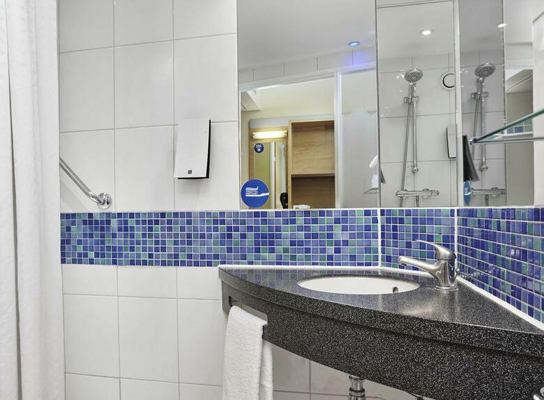 Hotel Holiday Inn Express London - Newbury Park