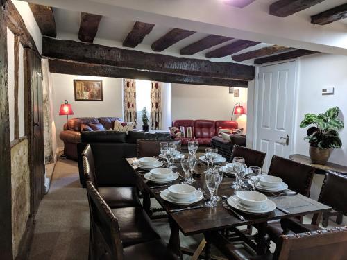 The Medieval Hall Apartment