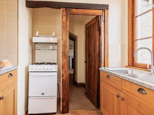 West Tower Apt - Fhj
