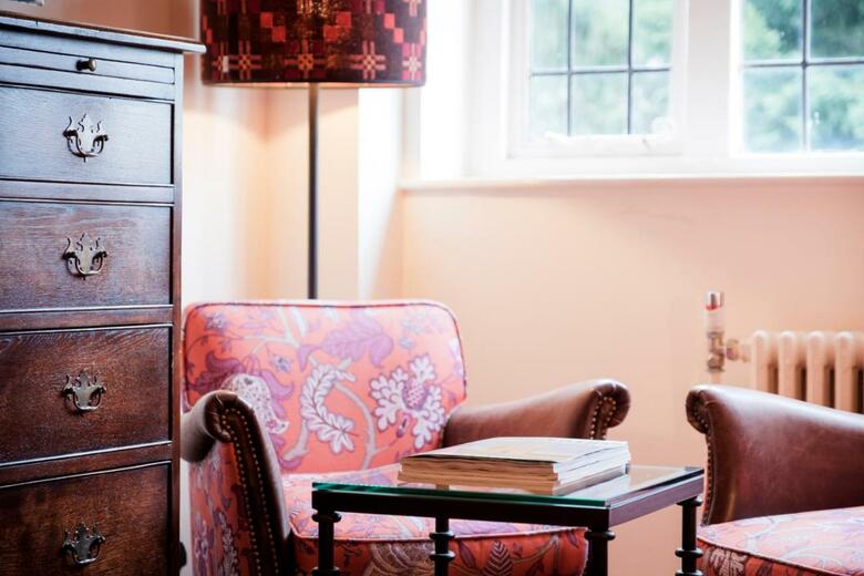 The Bear Of Rodborough Hotel
