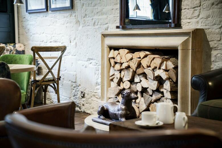 The Bear Of Rodborough Hotel