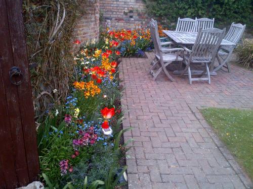 Hostal The Courtyard, Laurel Farm