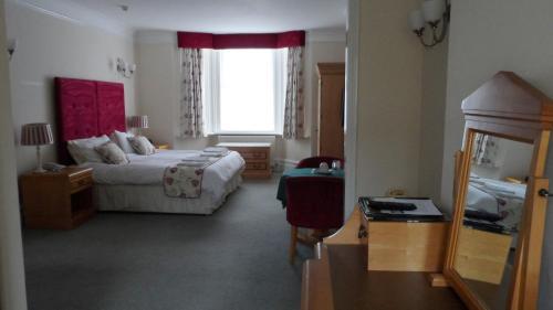 Hostal Charles House