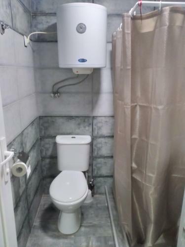 Apartamento Cosy Flat Near 6 May Park