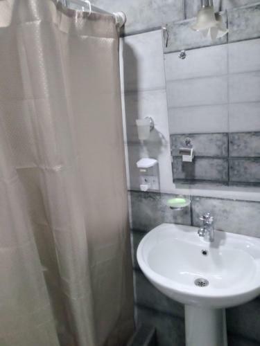 Apartamento Cosy Flat Near 6 May Park