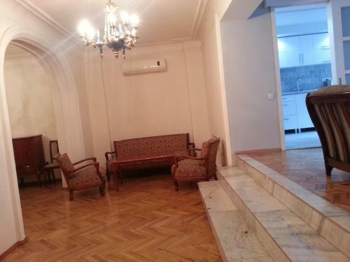 Apartment Near"park 6may"