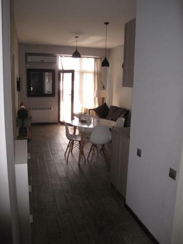 Great View Apartment Near Piazza Batumi