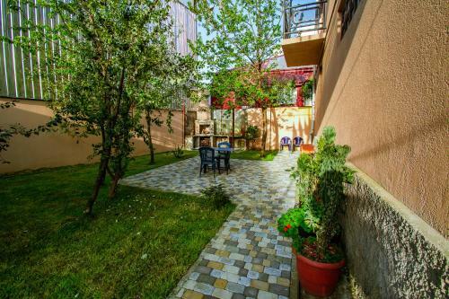 Hostal Nana's Guesthouse