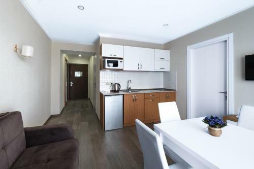 Orbi Beach Tower Hotel Official