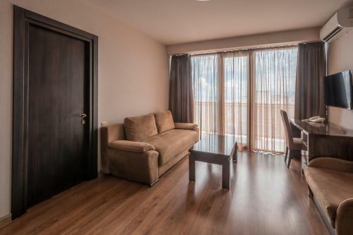 Orbi Beach Tower Hotel Official