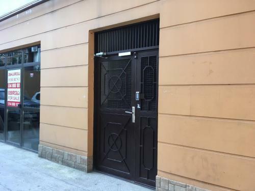 Light Apartment On Rustaveli Avenue