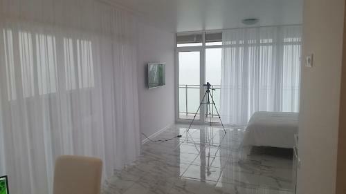 Sea-view Beluga & Dolphin Luxury Hotel Apartments