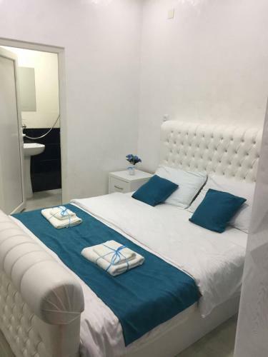 Hostal Nikas Guest House