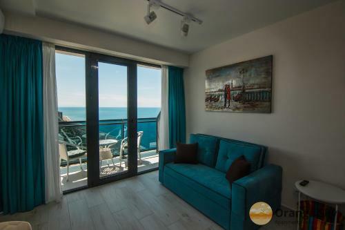 Orange Sky Apartments Beach Tower