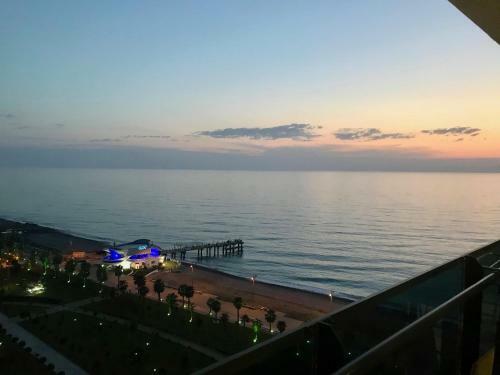 Orbi Beach Tower Luxe Apartments, Batumi