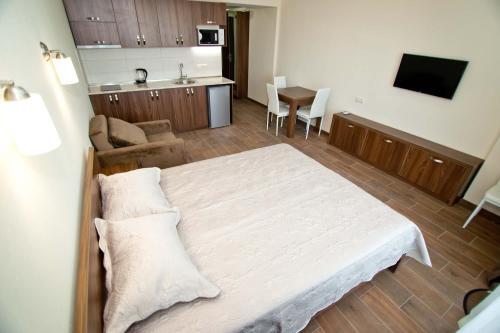 Holiday Batumi Apartment.2719