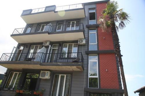 Hostal New Batumi