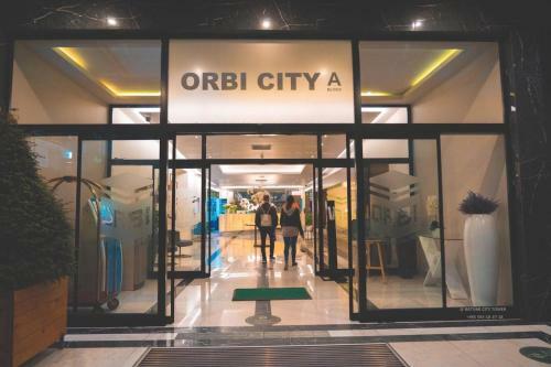 Apartamentos Orbi City Sea Side