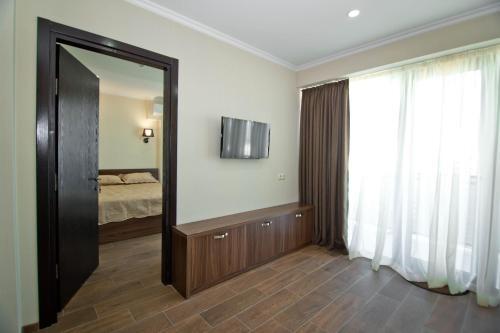 Holiday Batumi Apartment.2513