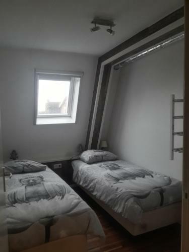4t4 Apartment C