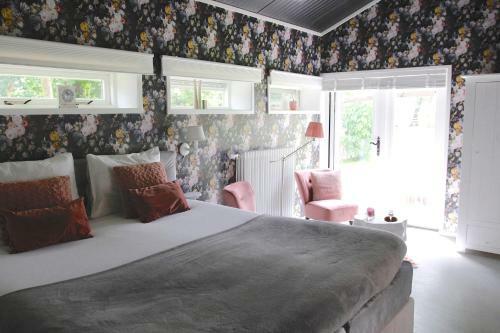 Bed & Breakfast Hemeltjelief Bij Caro