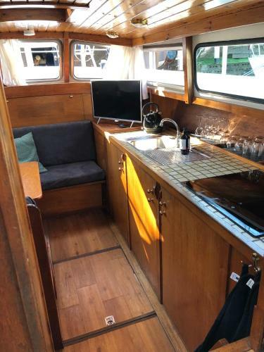 Boot & Breakfast - Slapen Op Het Water