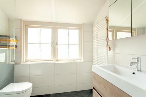 Beautiful And Charming Farmhouse In The Veluwe