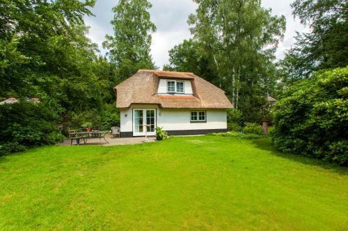 Beautiful And Charming Farmhouse In The Veluwe