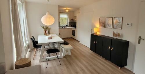 The Green Hills Wellness Met Hottub & Sauna