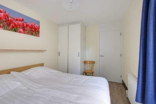 Apartamento de Trintel Op 1e Verdieping Met Ruim Terras En Zeezicht
