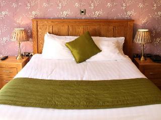 The Carlton Manor Hotel